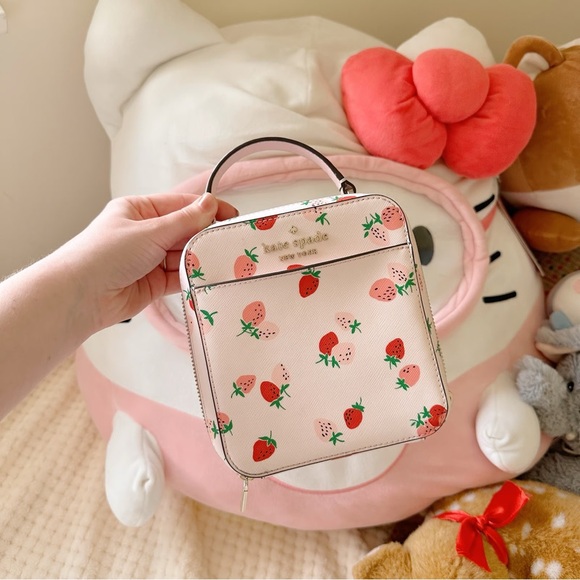 kate spade Handbags - kate spade | Daisy Strawberry Crossbody Purse Bag